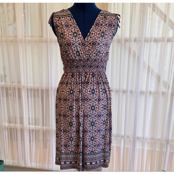 Lildy Dresses & Skirts - Women's Lildy Patterned Surplice Sundress Small S